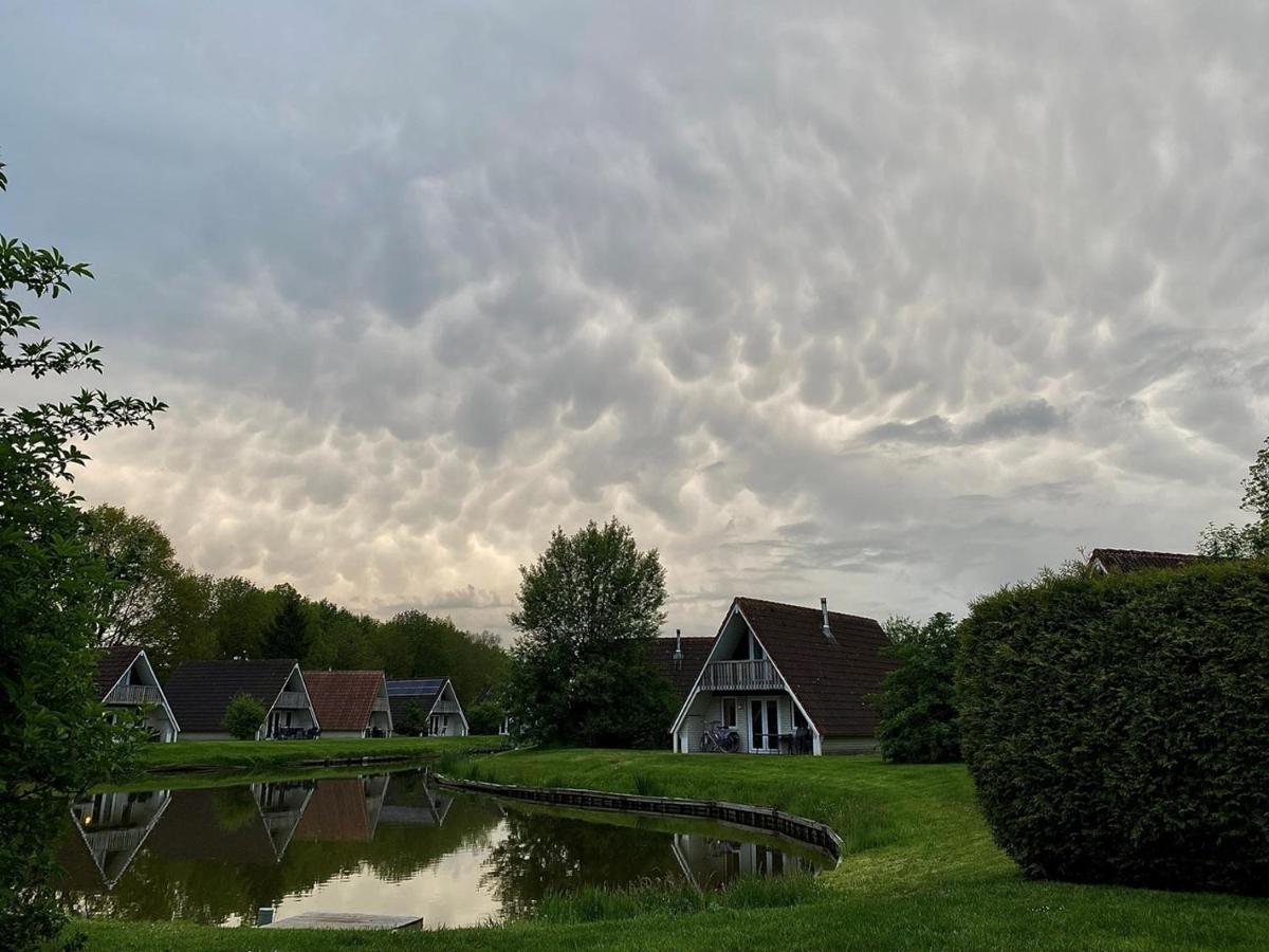 Stijlvol Aan De Visvijver Gramsbergen Bagian luar foto